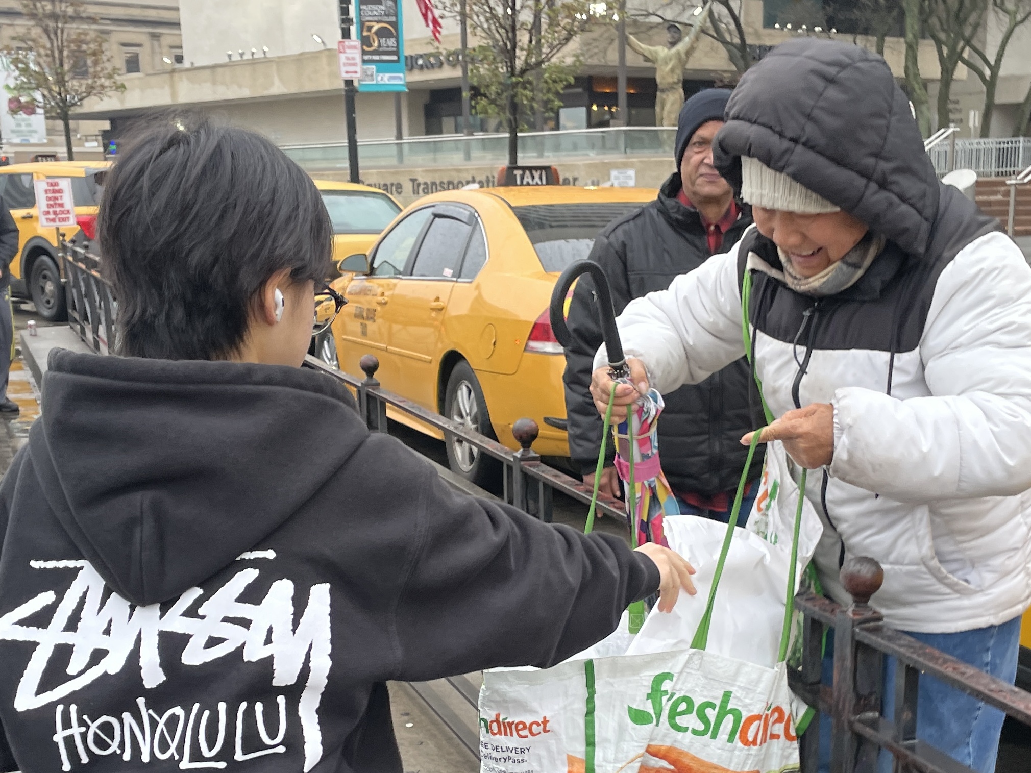 Warm Hands, Warmer Hearts: Sharing Gloves and Loving Meals This Winter